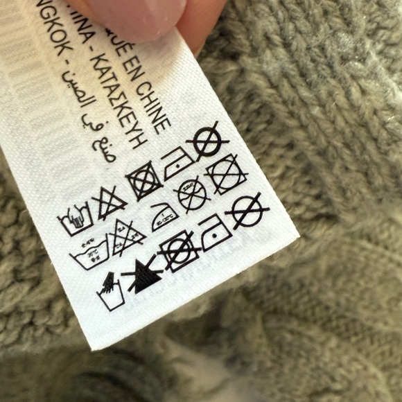 Zara Beige Cable Knit Sweater - Picture 12 of 12